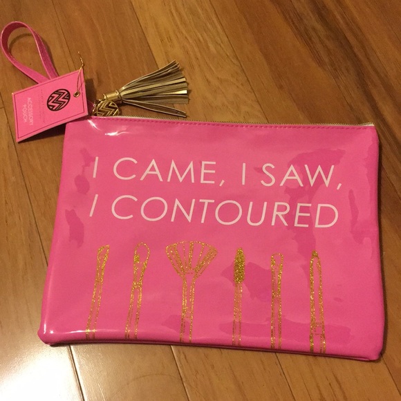 Makeup bag - Picture 1 of 2